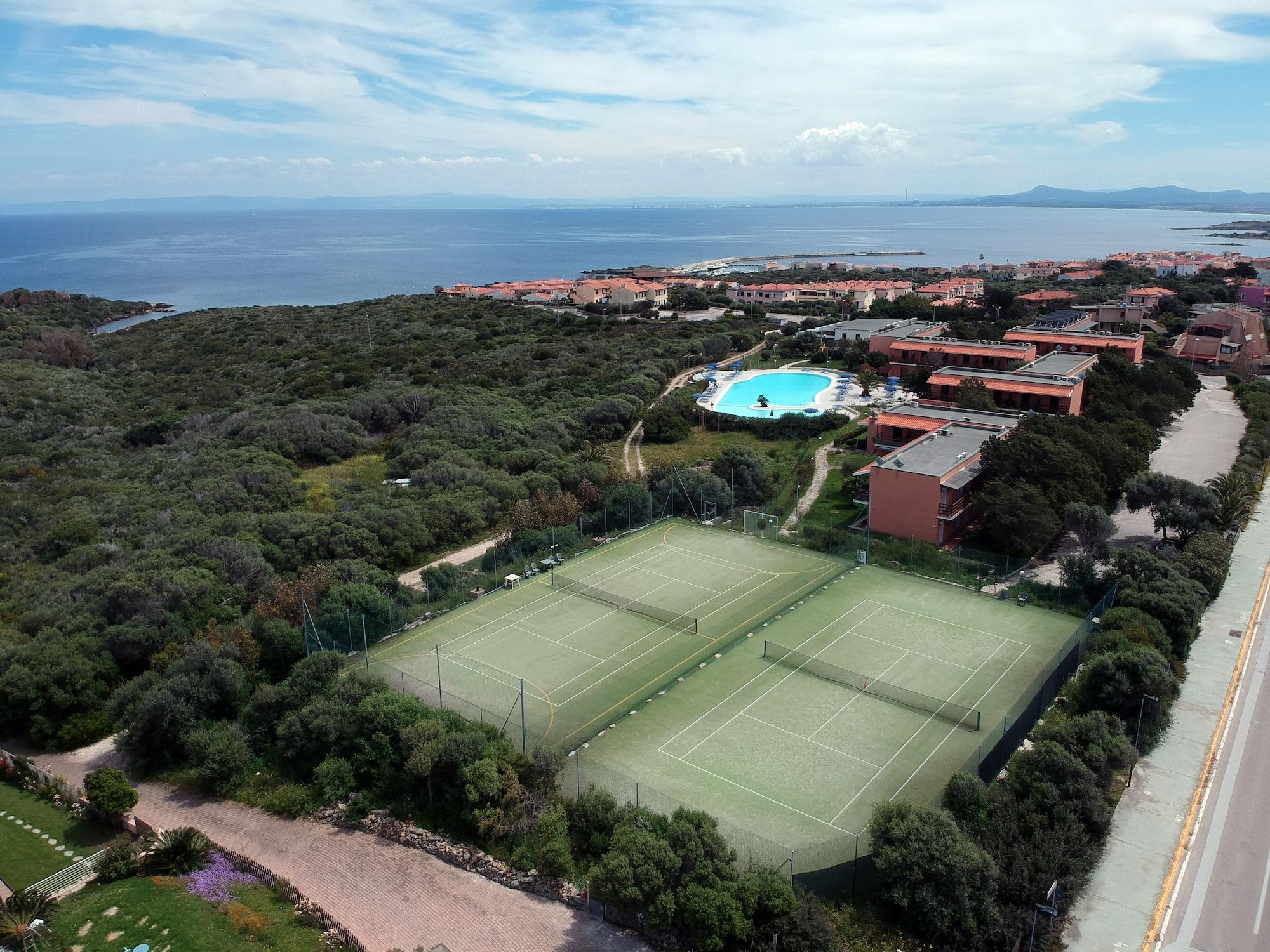 Hotel Cala Reale Stintino Exterior photo