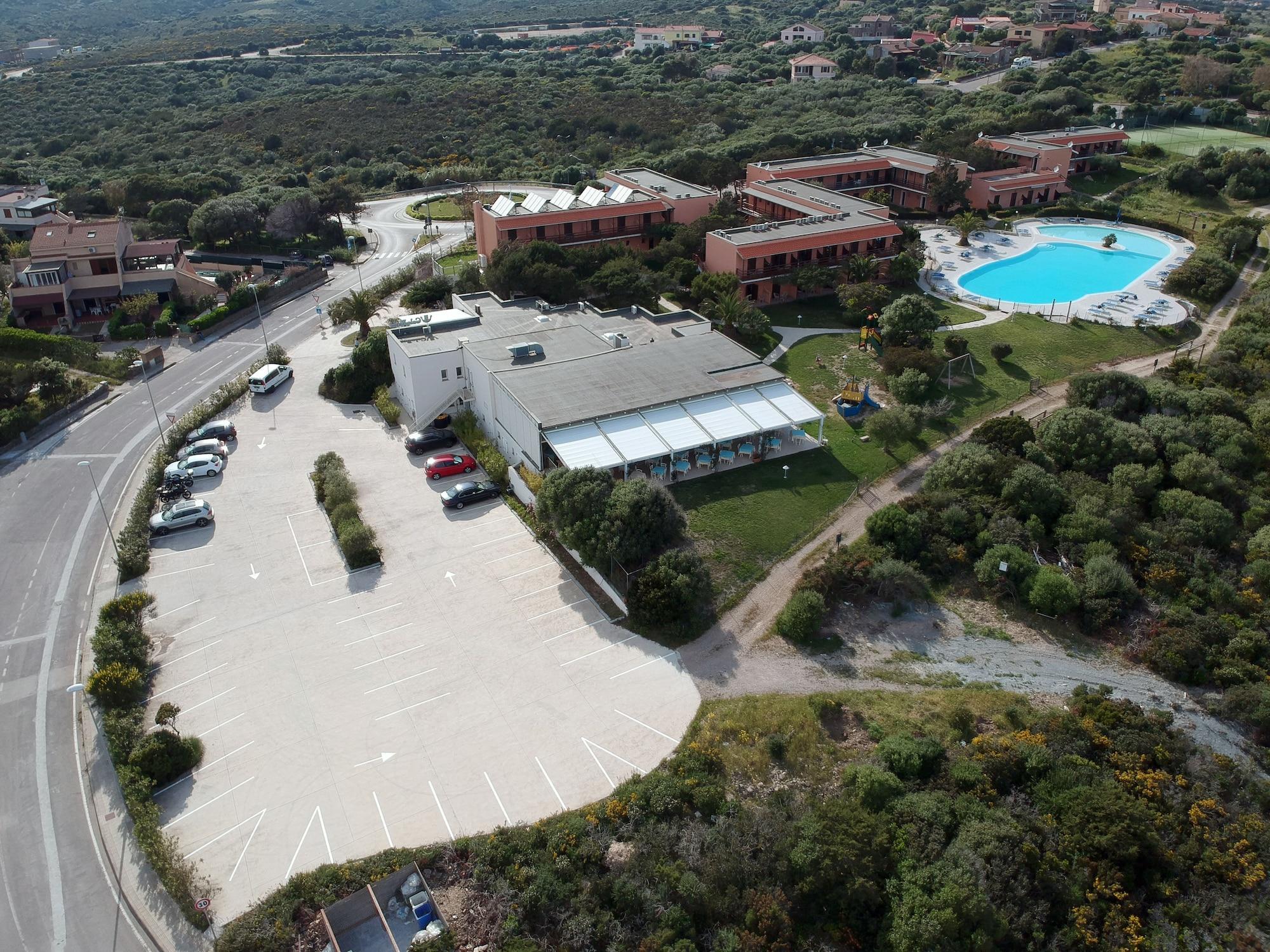 Hotel Cala Reale Stintino Exterior photo